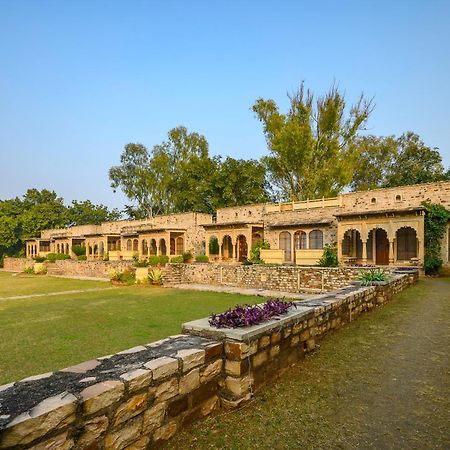 Neemrana'S - Deo Bagh Hotel กวาลิออร์ ภายนอก รูปภาพ