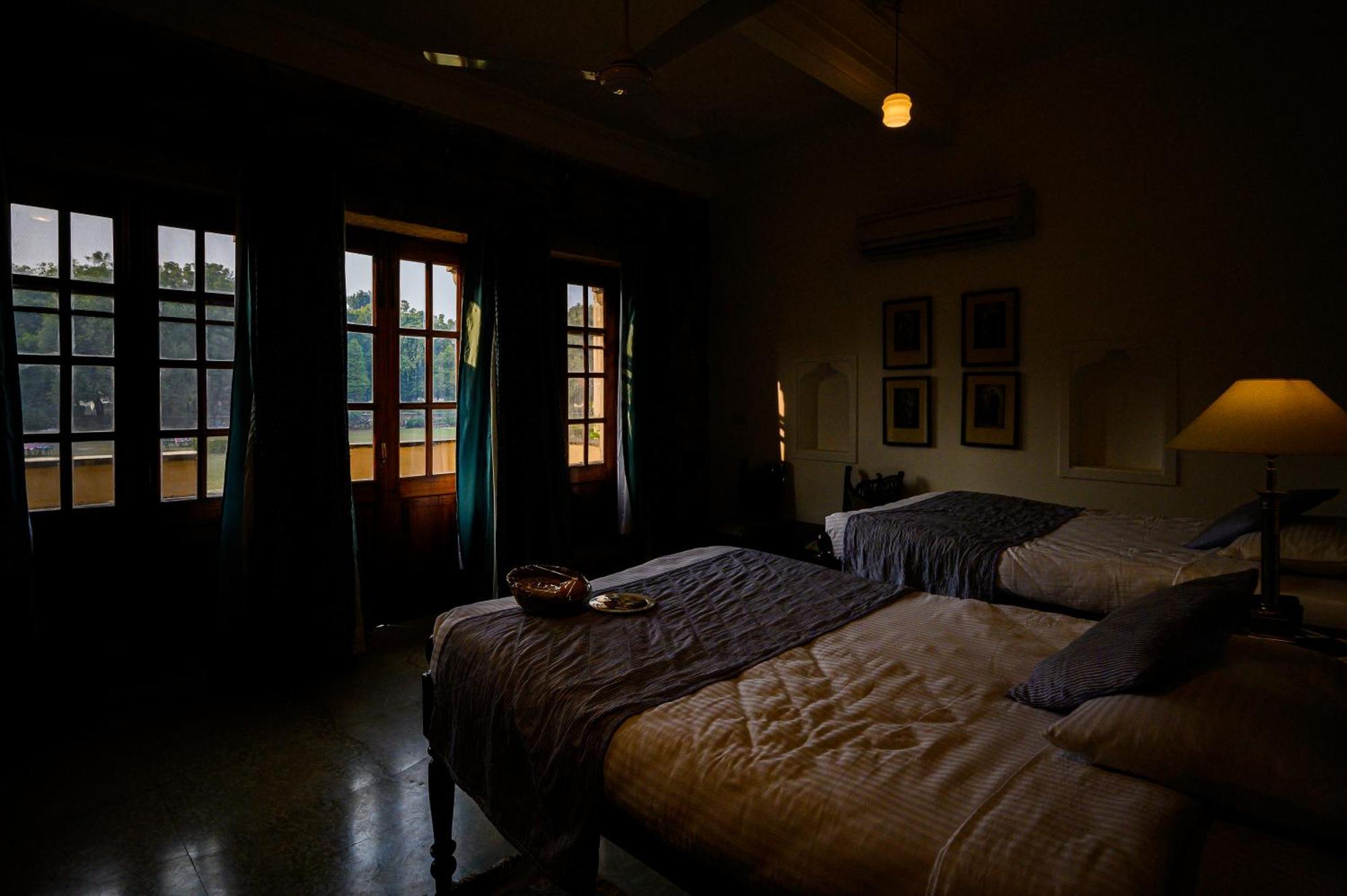 Neemrana'S - Deo Bagh Hotel กวาลิออร์ ภายนอก รูปภาพ