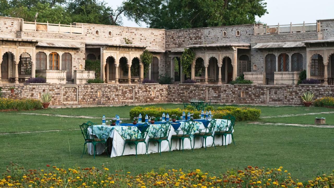 Neemrana'S - Deo Bagh Hotel กวาลิออร์ ภายนอก รูปภาพ