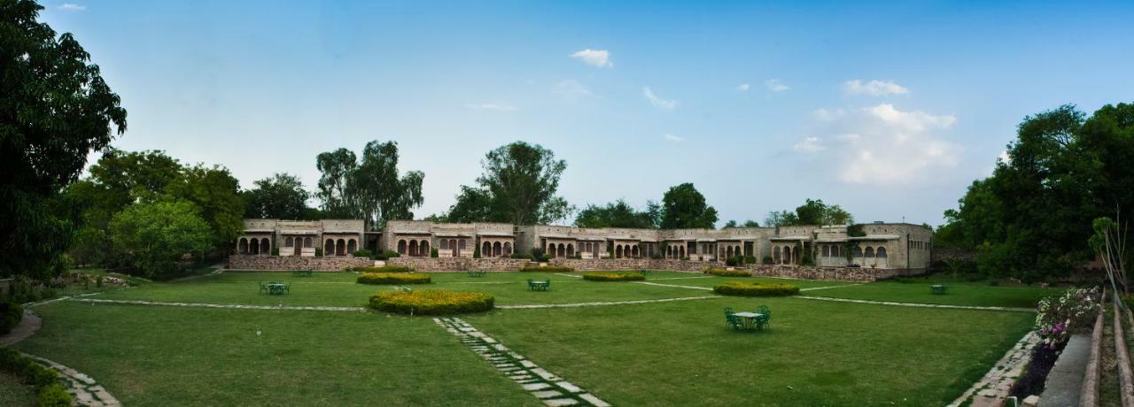 Neemrana'S - Deo Bagh Hotel กวาลิออร์ ภายนอก รูปภาพ
